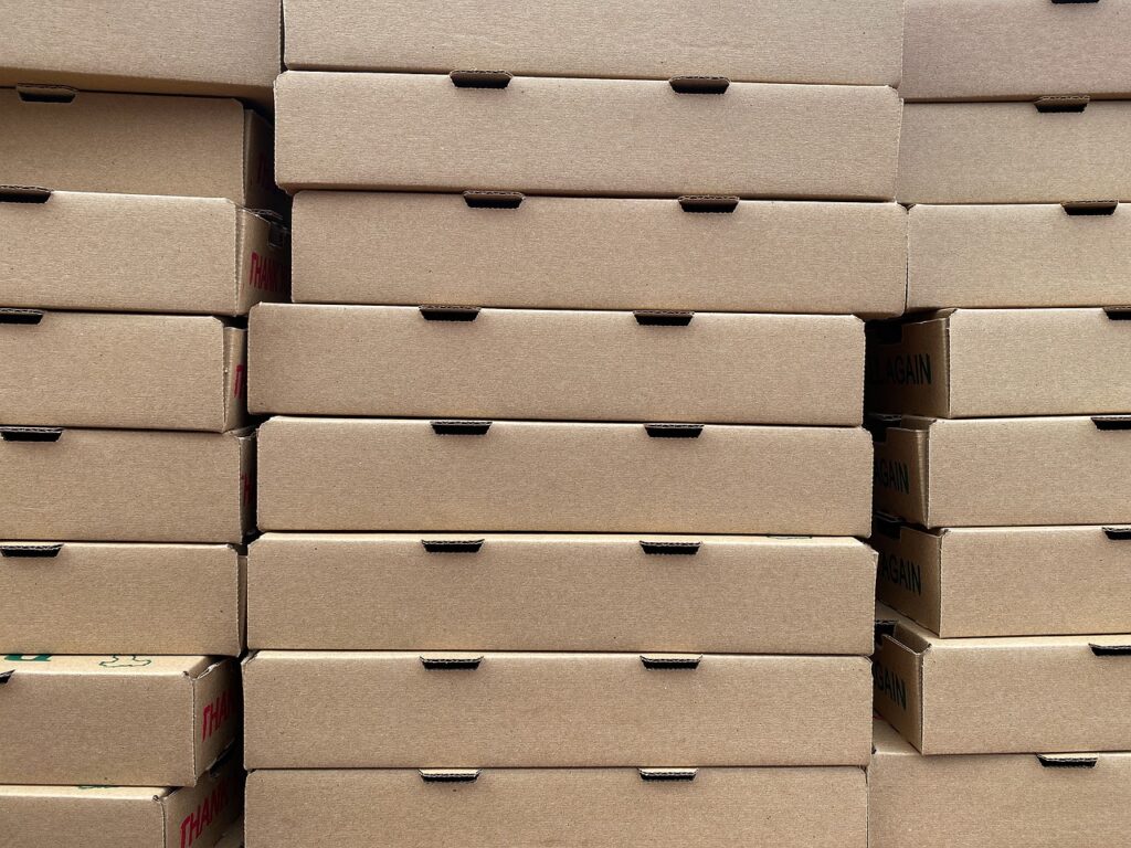 boxes, cardboard, pizza boxes-5429964.jpg